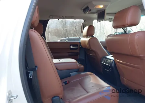 2014 Toyota Sequoia Platinum 5.7L V8 из США, поврежденный, VIN 5TDDW5G10ES106173